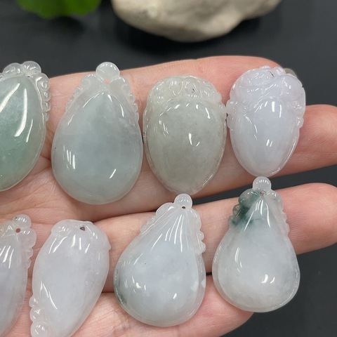 古玩玉器精品天然翡翠掛墜一組10件拍賣,當前價格299元