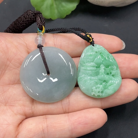 古玩玉器135天然翡翠掛墜兩件一手走拍賣，當(dāng)前價格298元