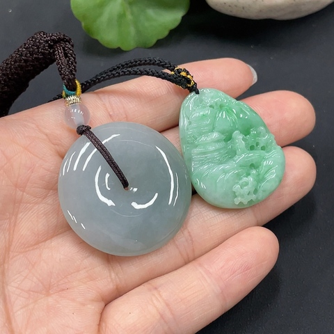 古玩玉器135天然翡翠掛墜兩件一手走拍賣，當(dāng)前價格298元