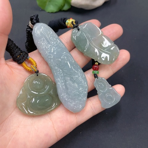 古玩玉器142天然翡翠掛墜一組四件一手走拍賣，當(dāng)前價(jià)格460元