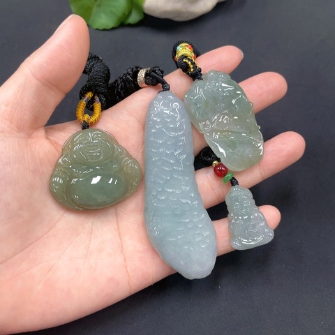古玩玉器142天然翡翠掛墜一組四件一手走拍賣，當(dāng)前價(jià)格460元