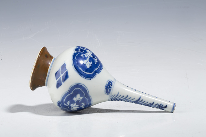 古玩陶瓷清康熙·青花如意花卉紋膽瓶拍賣，當前價格12000元