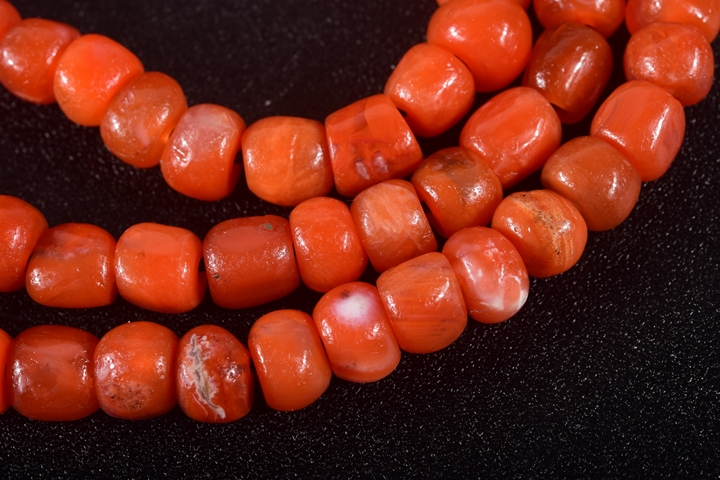 古玩玉器天然“南紅瑪瑙”珠串拍賣,當前價格2530元