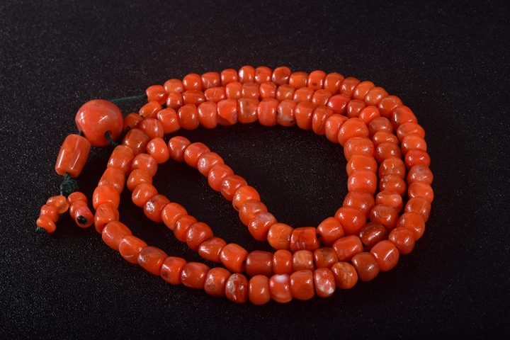 古玩玉器天然“南紅瑪瑙”珠串拍賣,當前價格2530元
