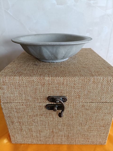 古玩陶瓷南宋龍泉窯青釉蓮瓣洗拍賣，當前價格2980元