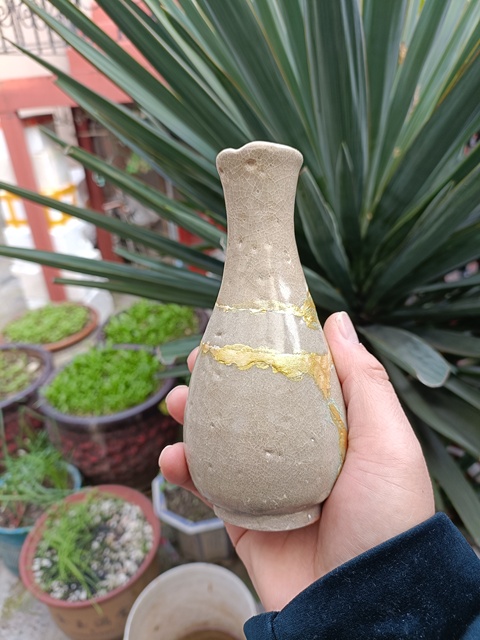 古玩陶瓷館藏級南宋龍泉青瓷黃釉膽式瓶（精品）拍賣，當前價格1980元