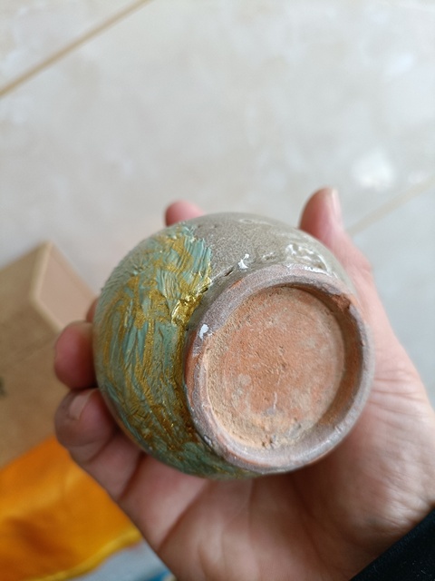 古玩陶瓷館藏級南宋龍泉青瓷黃釉膽式瓶（精品）拍賣，當前價格1980元