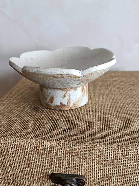 古玩陶瓷北宋湖田青白釉冰片紋高足花口托拍賣，當前價格99元