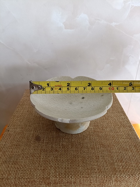 古玩陶瓷北宋湖田青白釉冰片紋高足花口托拍賣，當前價格99元
