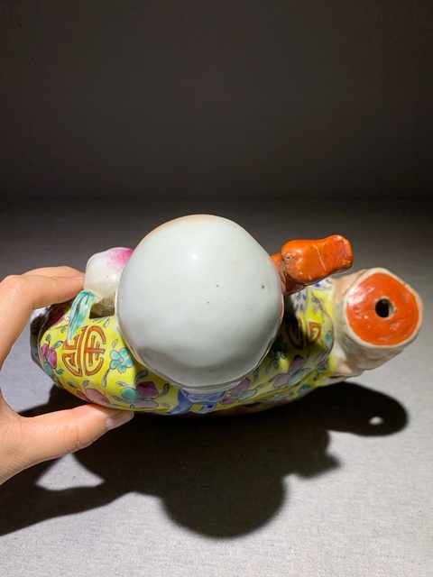 古玩陶瓷清代晚期粉彩大桃形頭壽星人物瓷塑清代壽星拍賣,當前價格2800元