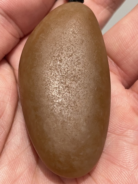 古玩玉器天然和田玉雕件拍賣，當(dāng)前價(jià)格22000元