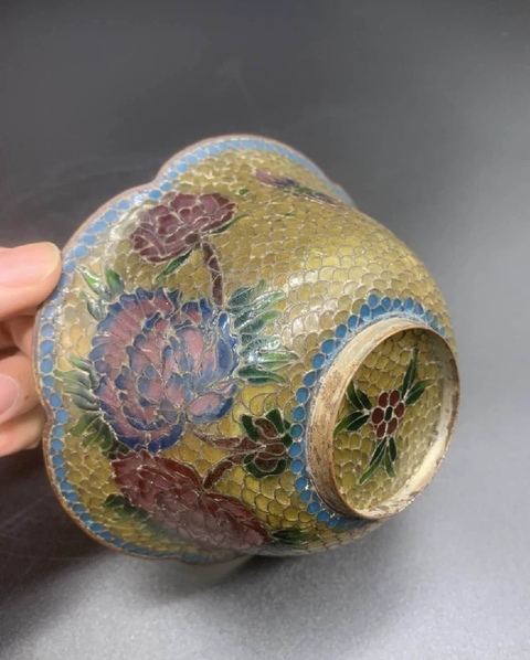古玩雜項琉璃掐絲琺瑯碗拍賣,當前價格880元