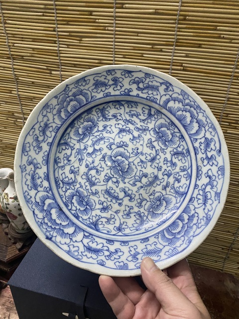 古玩陶瓷清中期青花纏枝蓮盤標本拍賣,當前價格188元
