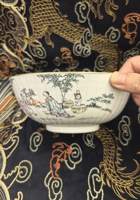 古玩陶瓷清晚期（余鴻賓）淺絳彩瓜棱大碗拍賣，當前價格9888元