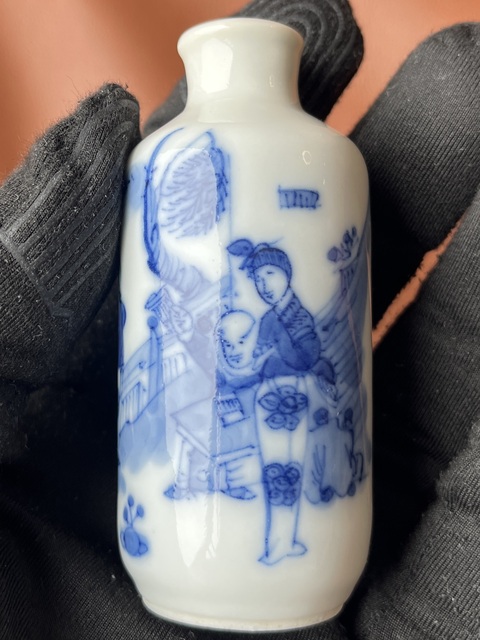 古玩陶瓷青花人物紋鼻煙壺拍賣,當前價格2888元