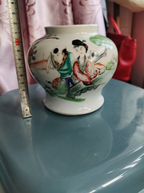 古玩陶瓷民國粉彩侍女庭院嬰戲圖小罐拍賣，當前價格666元