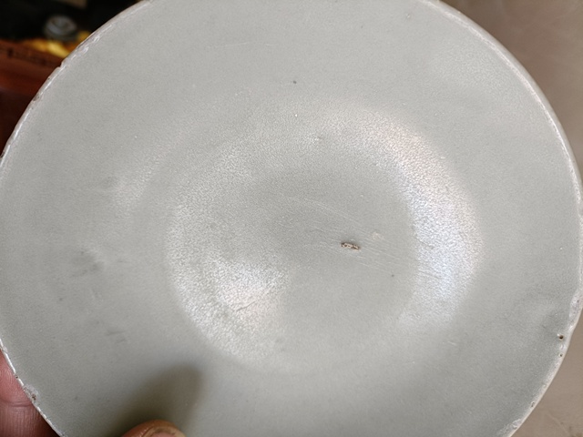 古玩陶瓷館藏級北宋早期御用龍泉青瓷刻仰蓮紋盤拍賣,當前價格2980元