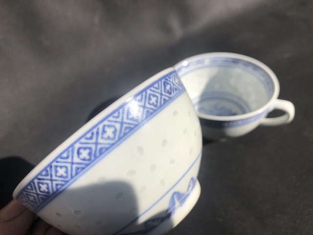 古玩陶瓷青花花卉紋玲瓏瓷杯一對拍賣,當前價格0元