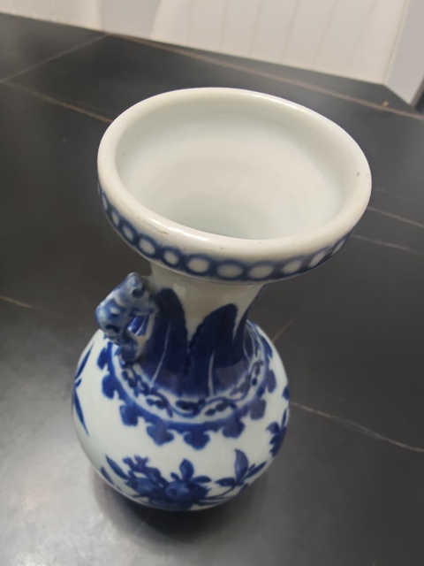 古玩陶瓷清雍正 青花琵琶尊拍賣，當前價格18000元