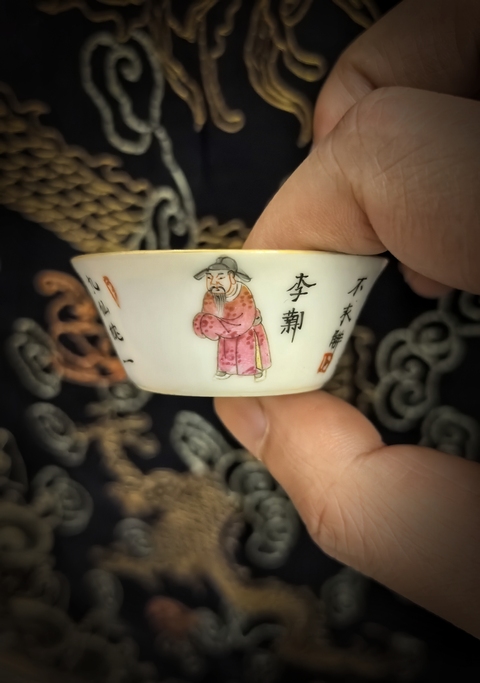 古玩陶瓷道光粉彩無(wú)雙譜人物小馬蹄杯拍賣，當(dāng)前價(jià)格8888元