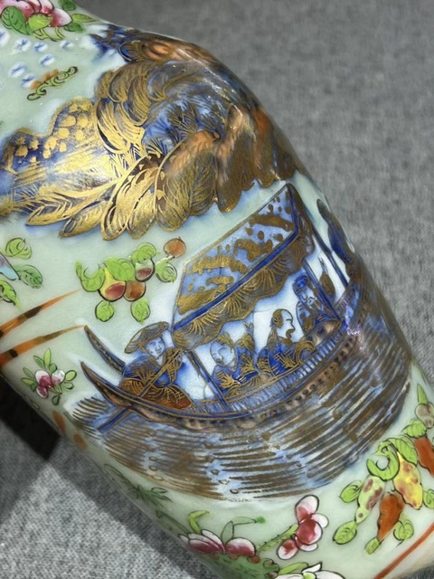 古玩陶瓷清中期?豆青釉青花加彩人物花瓶拍賣，當前價格7777元