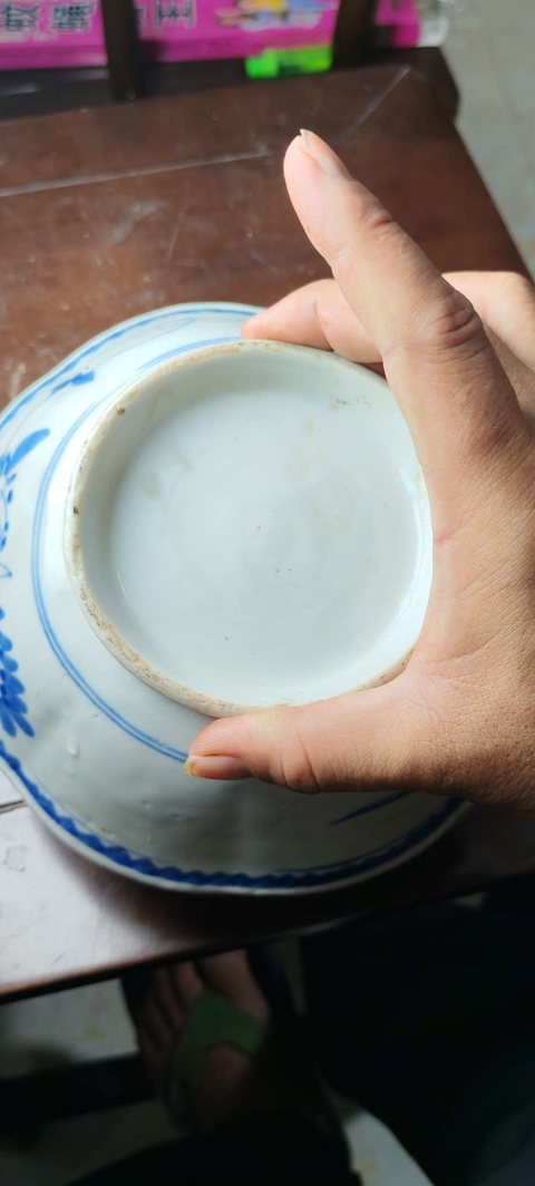 古玩陶瓷晚清 青花花卉紋貢碗(地方窯)拍賣,當前價格100元