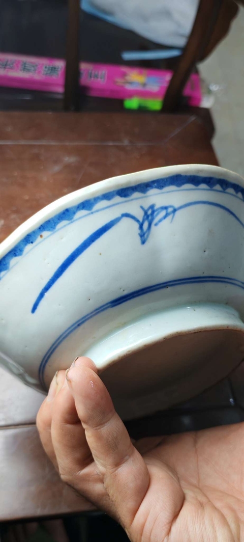 古玩陶瓷晚清 青花花卉紋貢碗(地方窯)拍賣,當前價格100元