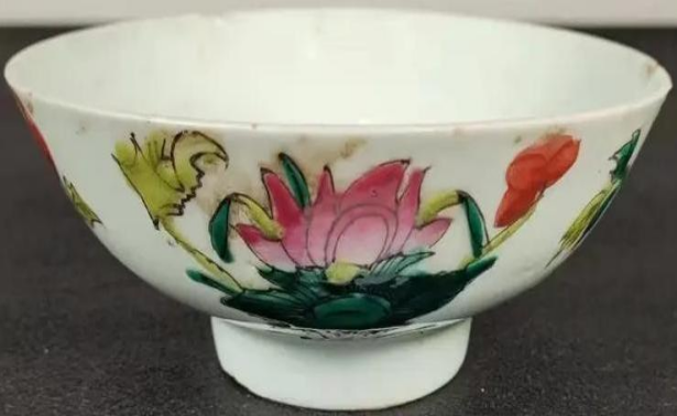 古玩陶瓷花卉紋粉彩碗拍賣,當前價格598元