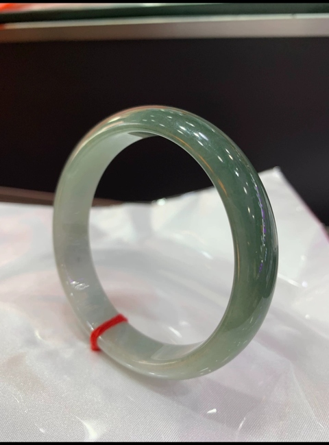 古玩玉器翡翠A貨半山水手鐲拍賣,當前價格6900元