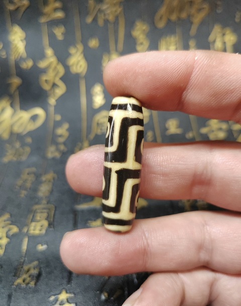 古玩玉器清末四眼珠拍賣,當前價格999元