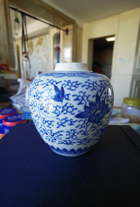 古玩陶瓷青花淡描花卉紋蓋罐拍賣(mài)，當(dāng)前價(jià)格3280元