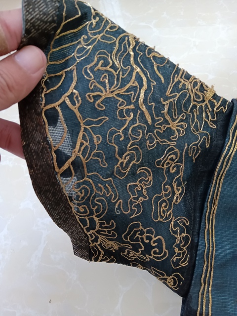 古玩雜項龍袍拍賣,當前價格16800元