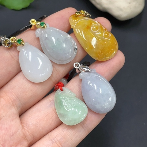 古玩玉器146天然翡翠掛墜一組5件一手走拍賣,當前價格330元