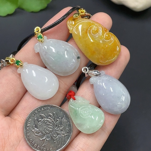 古玩玉器146天然翡翠掛墜一組5件一手走拍賣,當前價格330元
