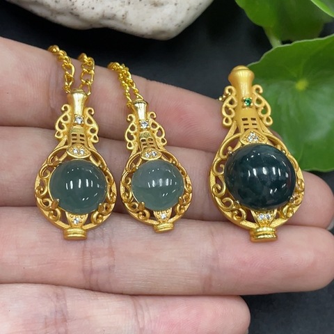 古玩玉器精品鎦金鑲嵌帝王綠天然翡翠吊墜3件一手走(正冰種)拍賣,當前價格1580元