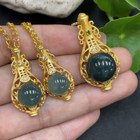 古玩玉器精品鎦金鑲嵌帝王綠天然翡翠吊墜3件一手走(正冰種)拍賣,當前價格1580元