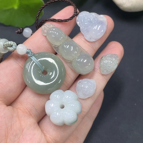 古玩玉器154天然翡翠掛墜一組6件一手走拍賣，當前價格330元