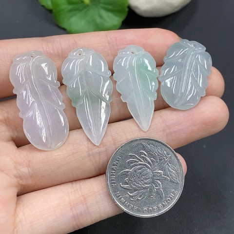 古玩玉器155天然翡翠雕刻葉型掛墜一組4件一手走拍賣,當前價格450元