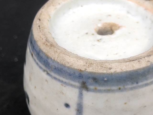 古玩陶瓷【“孤品瓷器”】清代.青花《五谷登科》鼓型燭臺(香插 鎮紙)拍賣,當前價格0元