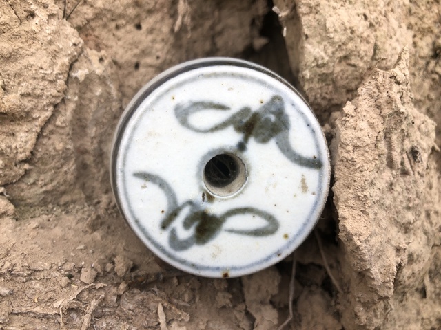 古玩陶瓷【“孤品瓷器”】清代.青花《五谷登科》鼓型燭臺(香插 鎮紙)拍賣,當前價格0元