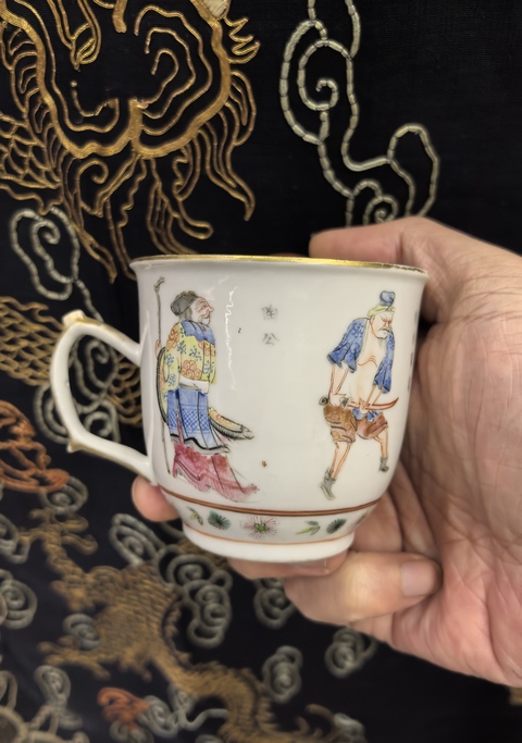 古玩陶瓷道光本朝款粉彩無(wú)雙譜馬克杯拍賣,當(dāng)前價(jià)格8888元