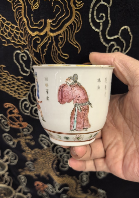 古玩陶瓷道光本朝款粉彩無(wú)雙譜馬克杯拍賣,當(dāng)前價(jià)格8888元