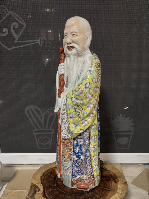 古玩陶瓷（保真卡）朱茂記造粉彩大壽星瓷塑拍賣，當前價格8888元