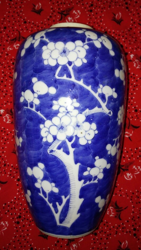 古玩陶瓷清晚期青花留白冰梅紋罐拍賣,當(dāng)前價(jià)格888元