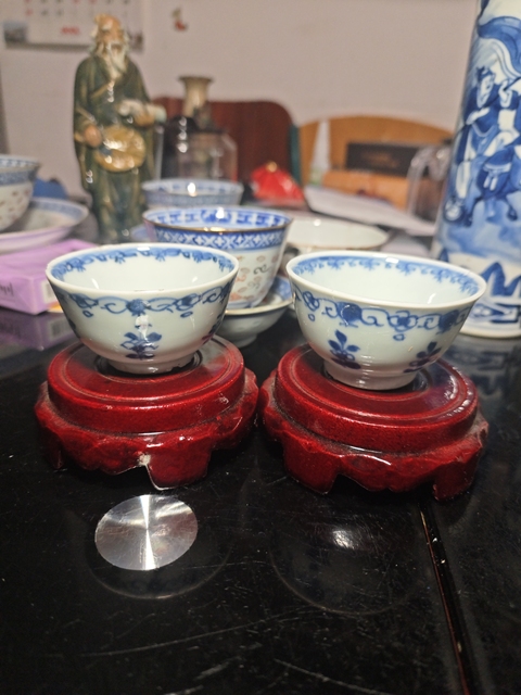 古玩陶瓷康熙青花花卉杯拍賣,當前價格388元