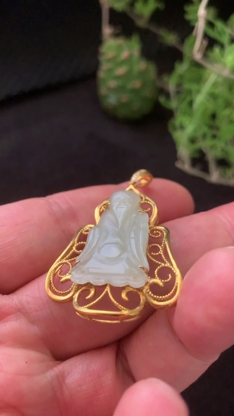 古玩玉器清代和田玉雕“壽星”拍賣,當(dāng)前價(jià)格13000元