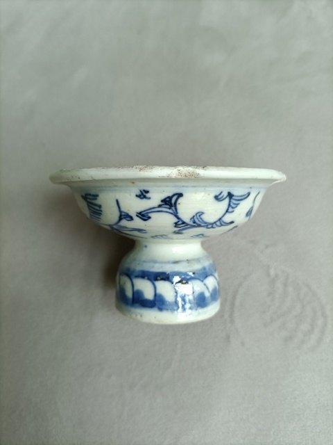 古玩陶瓷青花纏枝花紋高足貢盤拍賣,當前價格178元