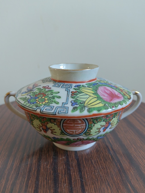 古玩陶瓷廣彩花鳥紋參盅拍賣，當前價格680元