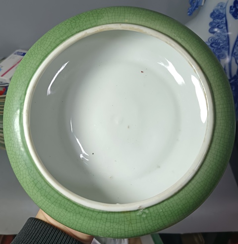 古玩陶瓷創(chuàng)匯時期綠哥釉洗拍賣,當前價格200元