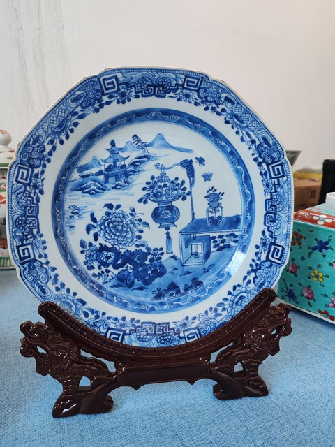 古玩陶瓷清乾隆時期青花山水樓閣八方盤拍賣，當前價格1880元